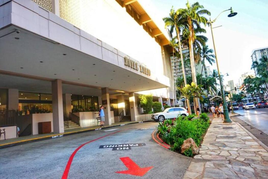 1508- Heart Of Waikiki With Kitchen-Free Parking-King Bed-Corner Unit Leilighet Honolulu Eksteriør bilde