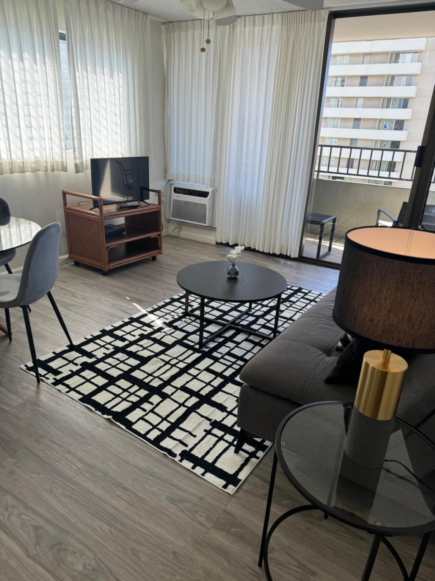 1508- Heart Of Waikiki With Kitchen-Free Parking-King Bed-Corner Unit Leilighet Honolulu Eksteriør bilde